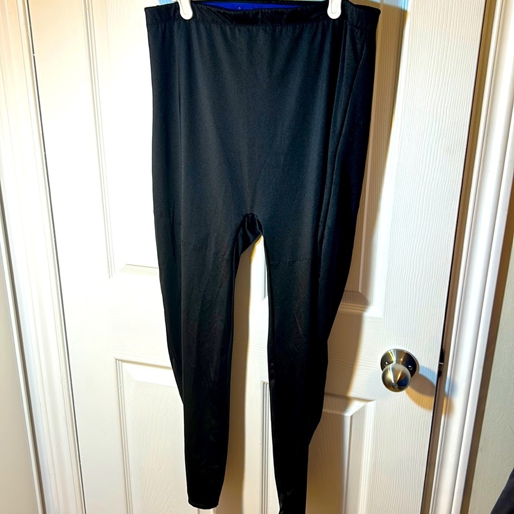 Size 1X Yitty black leggings​